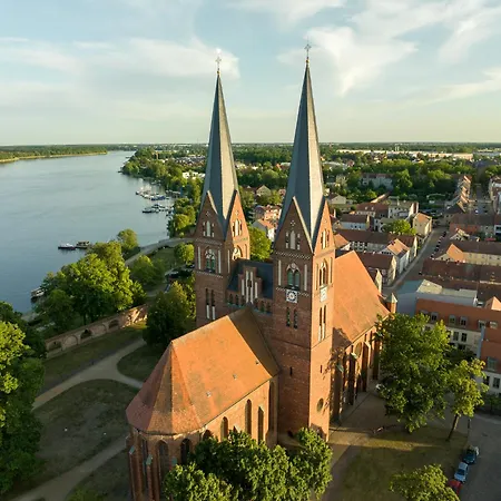 Up Hus Neuruppin